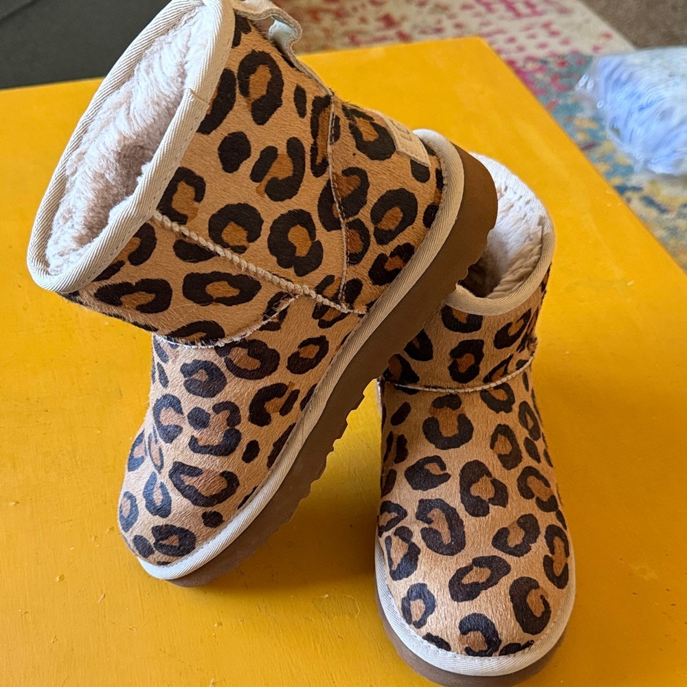 Ugg Classic Mini Spotty
